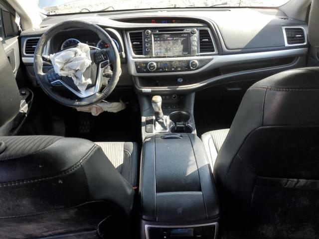 Photo 8 from auction – 2018 TOYOTA HIGHLANDER with VIN 5TDBZRFH6JS844610