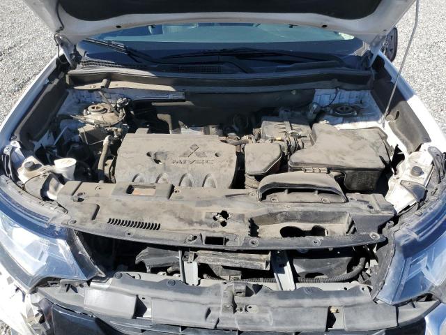 Photo 12 from auction – 2018 MITSUBISHI OUTLANDER with VIN JA4AD3A30JZ064520