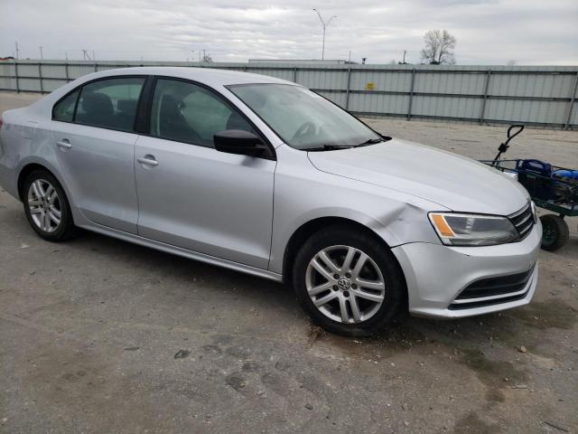 Photo 4 from auction – 2015 VOLKSWAGEN JETTA BASE with VIN 3VW2K7AJ6FM212083