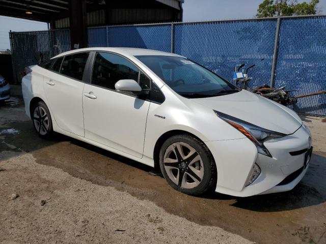Photo 4 from auction – 2016 TOYOTA PRIUS with VIN JTDKARFU3G3012074