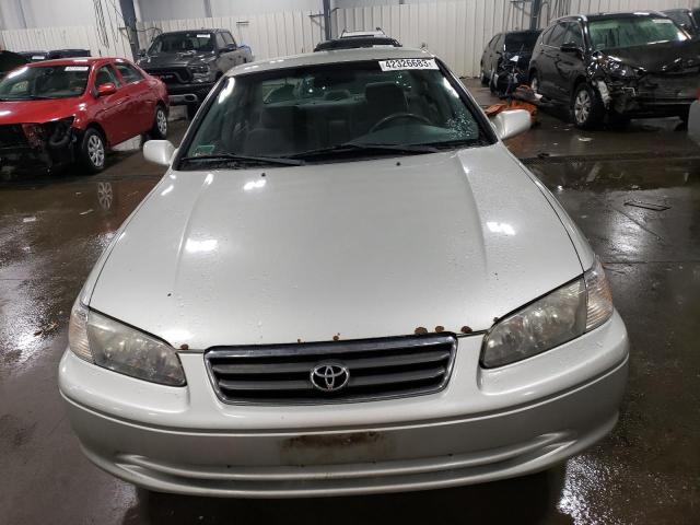 Photo 5 from auction – 2001 TOYOTA CAMRY CE with VIN 4T1BG22K71U015325