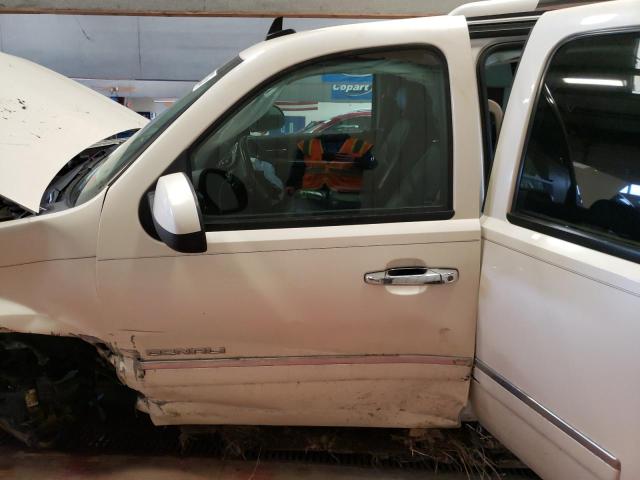 Photo 7 from auction – 2010 GMC YUKON DENA with VIN 1GKUKEEF7AR277638