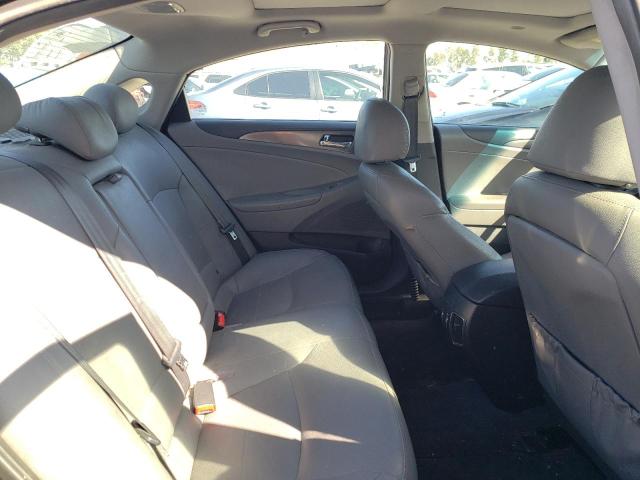 Photo 10 from auction – 2012 HYUNDAI SONATA HYB with VIN KMHEC4A44CA057883