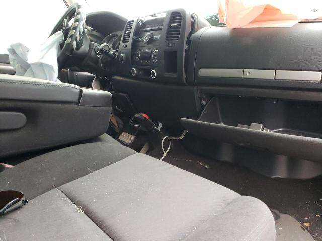 Photo 8 from auction – 2010 CHEVROLET SILVERADO with VIN 3GCRKSE39AG196419