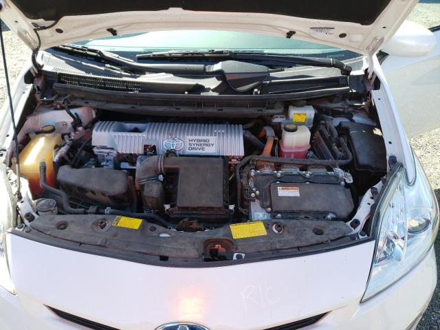 Photo 11 from auction – 2013 TOYOTA PRIUS with VIN JTDKN3DU7D5589128