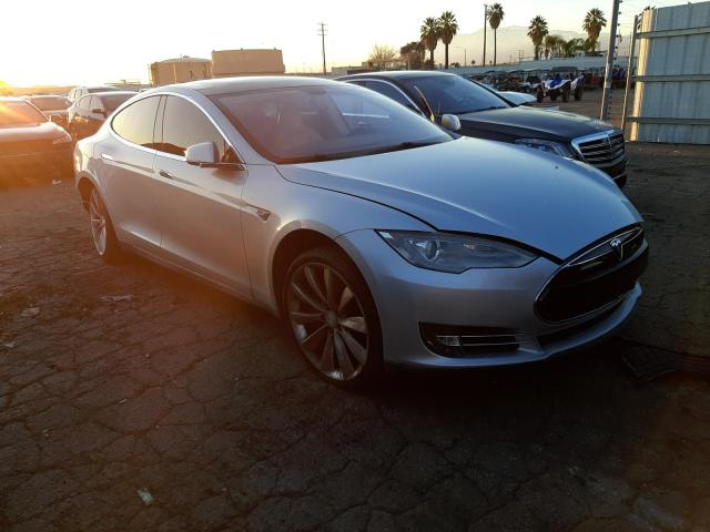 Photo 4 from auction – 2012 TESLA MODEL S with VIN 5YJSA1DN3CFS00927