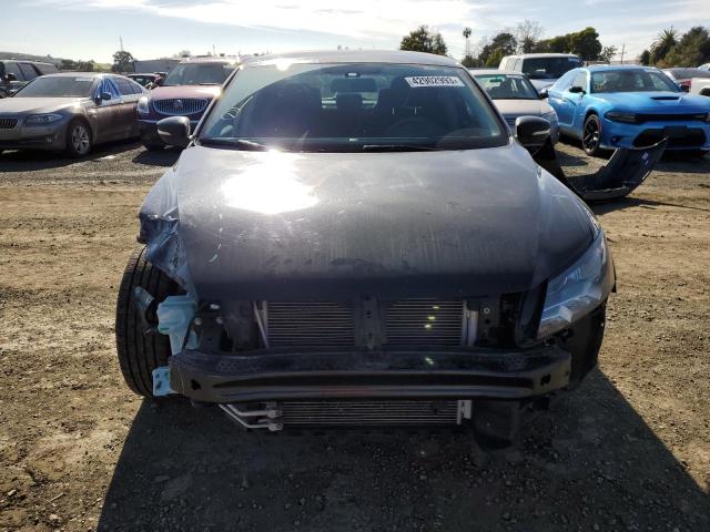 Photo 5 from auction – 2015 VOLKSWAGEN PASSAT S with VIN 1VWAT7A32FC072710
