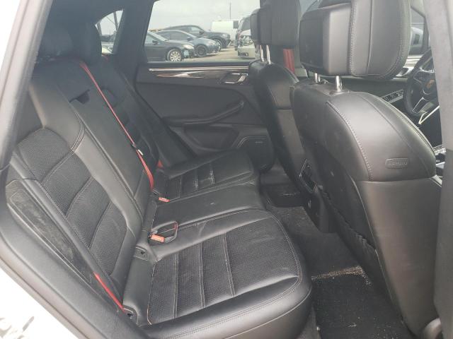 Photo 11 from auction – 2017 PORSCHE MACAN TURB with VIN WP1AF2A53HLB60990
