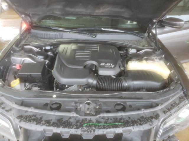 Photo 11 from auction – 2017 CHRYSLER 300 S with VIN 2C3CCABG0HH664668