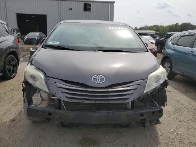 Photo 5 from auction – 2015 TOYOTA SIENNA LE with VIN 5TDKK3DC3FS556494