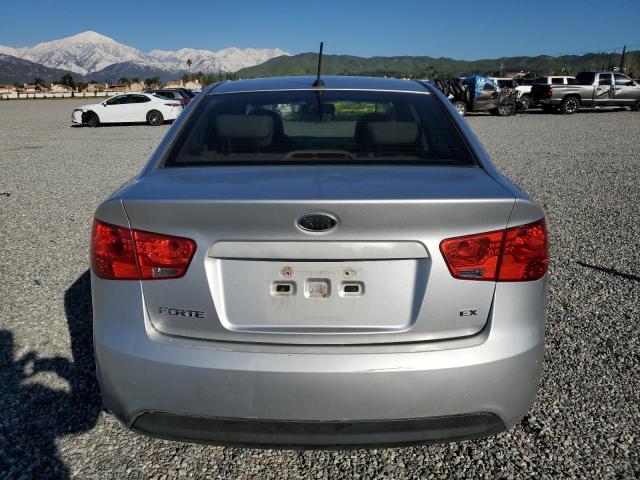 Photo 6 from auction – 2010 KIA FORTE EX with VIN KNAFU4A20A5142355