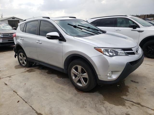 Photo 4 from auction – 2015 TOYOTA RAV4 XLE with VIN JTMRFREV2FD136923