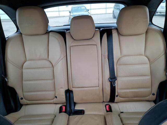Photo 10 from auction – 2014 PORSCHE CAYENNE TU with VIN WP1AC2A29ELA87411
