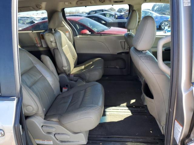 Photo 11 from auction – 2015 TOYOTA SIENNA XLE with VIN 5TDYK3DC6FS675070