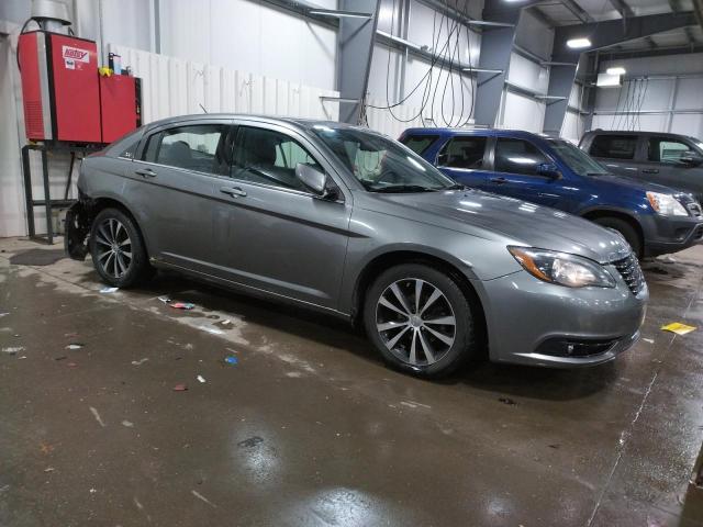 Photo 4 from auction – 2013 CHRYSLER 200 LIMITE with VIN 1C3CCBCG5DN706922