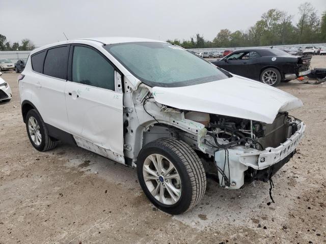 Photo 4 from auction – 2017 FORD ESCAPE SE with VIN 1FMCU0GD1HUC24677