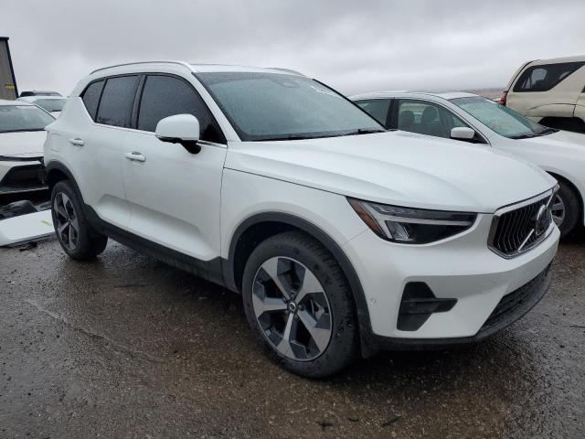Photo 4 from auction – 2023 VOLVO XC40 PLUS with VIN YV4L12UN3P2932765