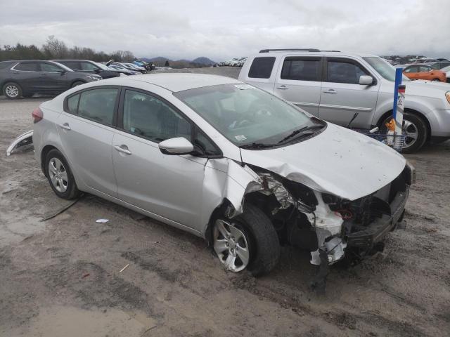 Photo 4 from auction – 2018 KIA FORTE with VIN 3KPFK4A79JE204666