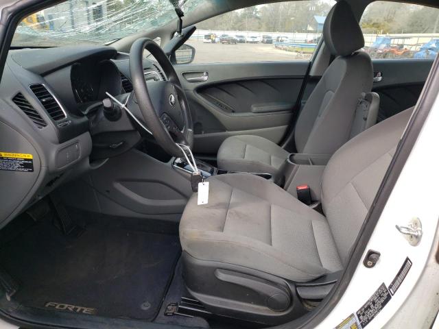 Photo 7 from auction – 2017 KIA FORTE LX with VIN 3KPFK4A76HE117026