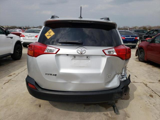 Photo 6 from auction – 2015 TOYOTA RAV4 XLE with VIN JTMRFREV2FD136923