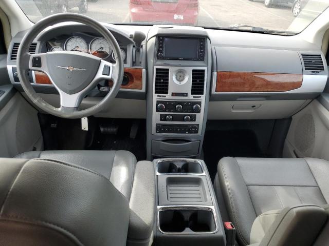 Photo 8 from auction – 2008 CHRYSLER TOWN & COU with VIN 2A8HR54PX8R821517