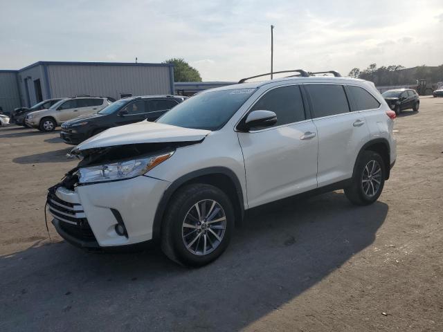 Photo 1 from auction – 2019 TOYOTA HIGHLANDER with VIN 5TDJZRFH6KS730541