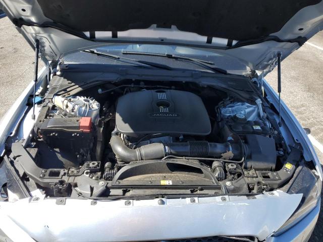 Photo 11 from auction – 2017 JAGUAR XE PREMIUM with VIN SAJAD4BG9HA969457