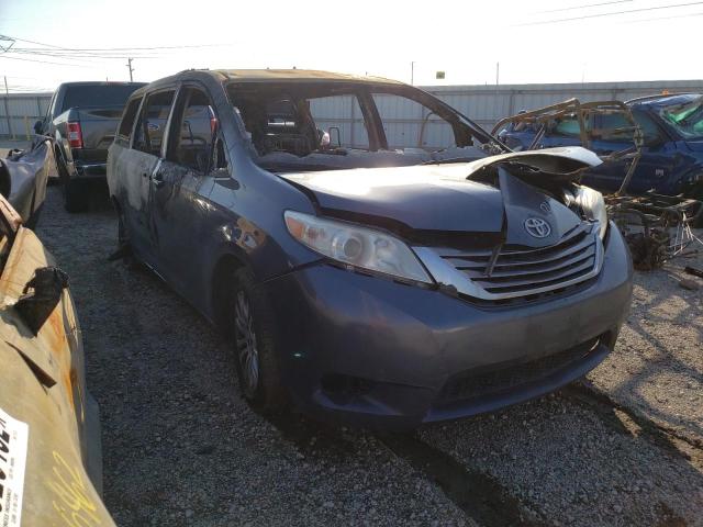 Photo 4 from auction – 2017 TOYOTA SIENNA XLE with VIN 5TDYZ3DC0HS877692