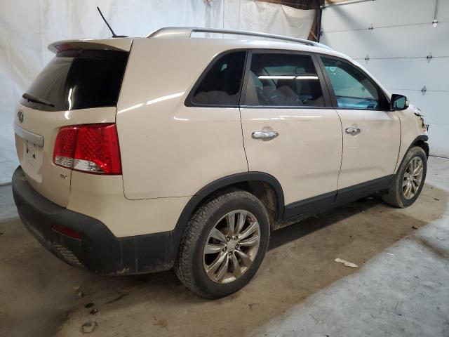 Photo 3 from auction – 2011 KIA SORENTO EX with VIN 5XYKU4A19BG032129