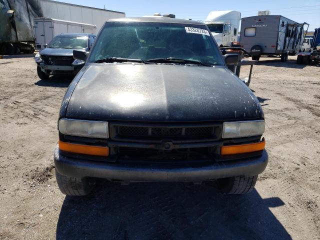 Photo 5 from auction – 2001 CHEVROLET BLAZER with VIN 1GNCT18W01K147743