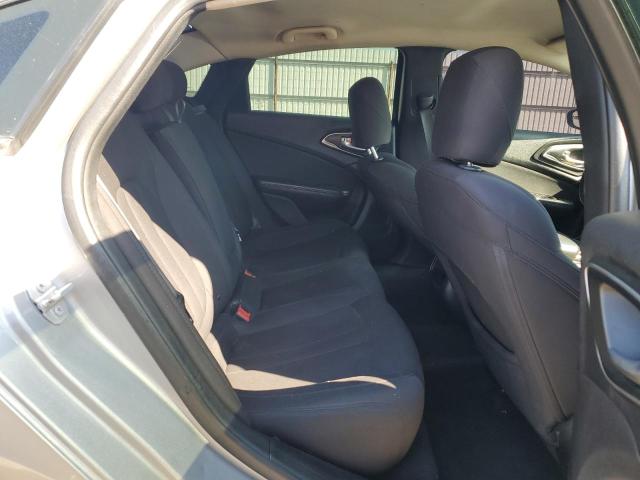 Photo 10 from auction – 2015 CHRYSLER 200 LIMITE with VIN 1C3CCCAB2FN591275
