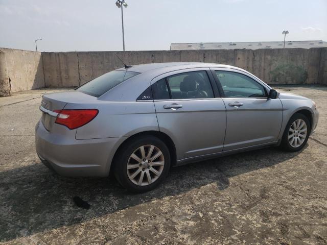 Photo 3 from auction – 2014 CHRYSLER 200 LX with VIN 1C3CCBAB6EN142125