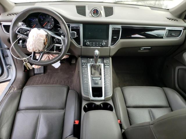 Photo 8 from auction – 2017 PORSCHE MACAN with VIN WP1AA2A56HLB02953