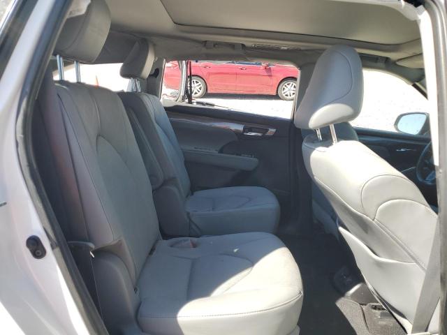 Photo 11 from auction – 2021 TOYOTA HIGHLANDER with VIN 5TDEBRCH2MS018203