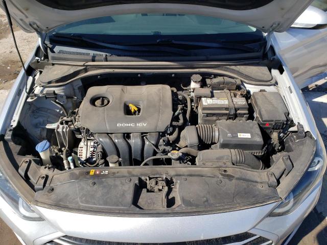 Photo 11 from auction – 2017 HYUNDAI ELANTRA SE with VIN 5NPD84LF5HH015447