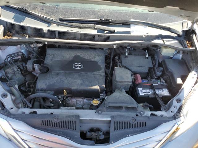 Photo 12 from auction – 2015 TOYOTA SIENNA LE with VIN 5TDKK3DC8FS686934