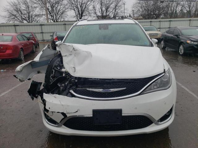 Photo 5 from auction – 2017 CHRYSLER PACIFICA L with VIN 2C4RC1GG5HR530716