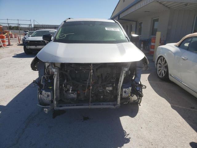 Photo 5 from auction – 2019 TOYOTA RAV4 LE with VIN JTMLWRFV7KD023368
