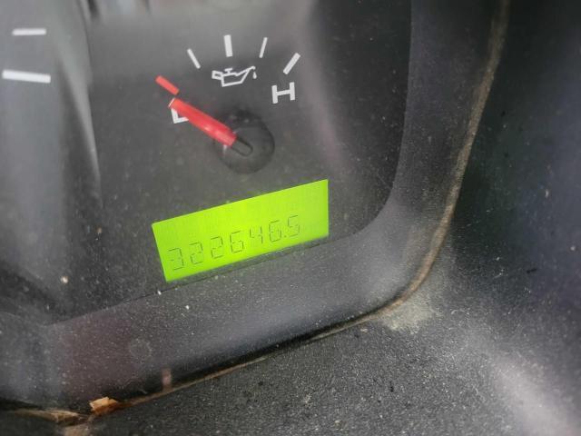 Photo 8 from auction – 2004 FORD F150 with VIN 1FTRF14W94NB34850