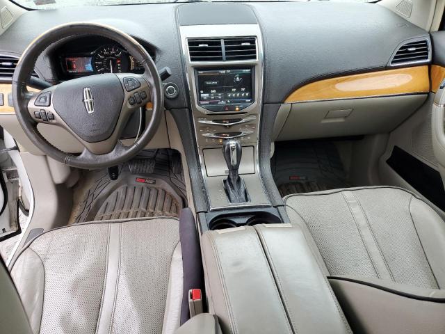 Photo 8 from auction – 2011 LINCOLN MKX with VIN 2LMDJ6JK0BBJ06550
