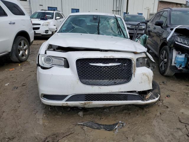 Photo 5 from auction – 2015 CHRYSLER 300 LIMITE with VIN 2C3CCAAG0FH838107