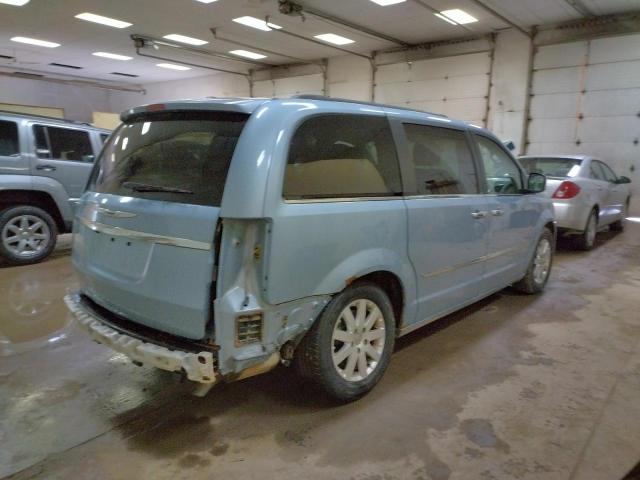 Photo 3 from auction – 2012 CHRYSLER TOWN & COU with VIN 2C4RC1CGXCR411400