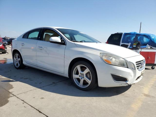 Photo 4 from auction – 2011 VOLVO S60 with VIN YV1622FS2C2035408