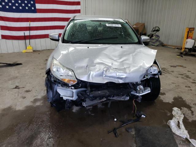 Photo 5 from auction – 2014 FORD FOCUS SE with VIN 1FADP3F22EL393910