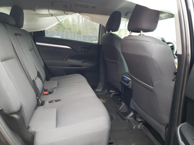 Photo 11 from auction – 2019 TOYOTA HIGHLANDER with VIN 5TDBZRFH4KS731806