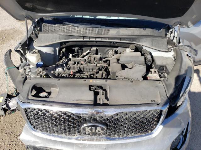 Photo 12 from auction – 2016 KIA SORENTO LX with VIN 5XYPG4A33GG085219