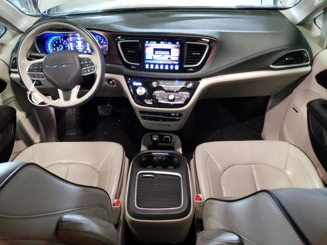 Photo 8 from auction – 2017 CHRYSLER PACIFICA L with VIN 2C4RC1GGXHR599580