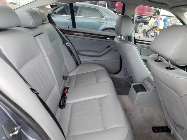 Photo 10 from auction – 2003 BMW 325 XI with VIN WBAEU33413PH90835