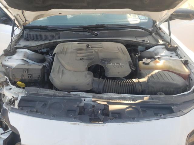 Photo 11 from auction – 2019 CHRYSLER 300 TOURIN with VIN 2C3CCARG2KH538373