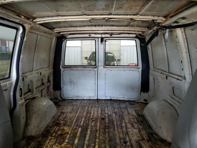Photo 10 from auction – 2000 CHEVROLET ASTRO with VIN 1GCDM19W4YB197905